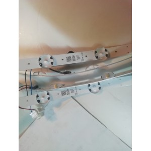 LG 55UA74006LB BARRE DE LED 
